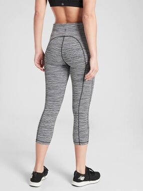 Athleta Space-Dye High-Rise Ultimate Capri Leggings